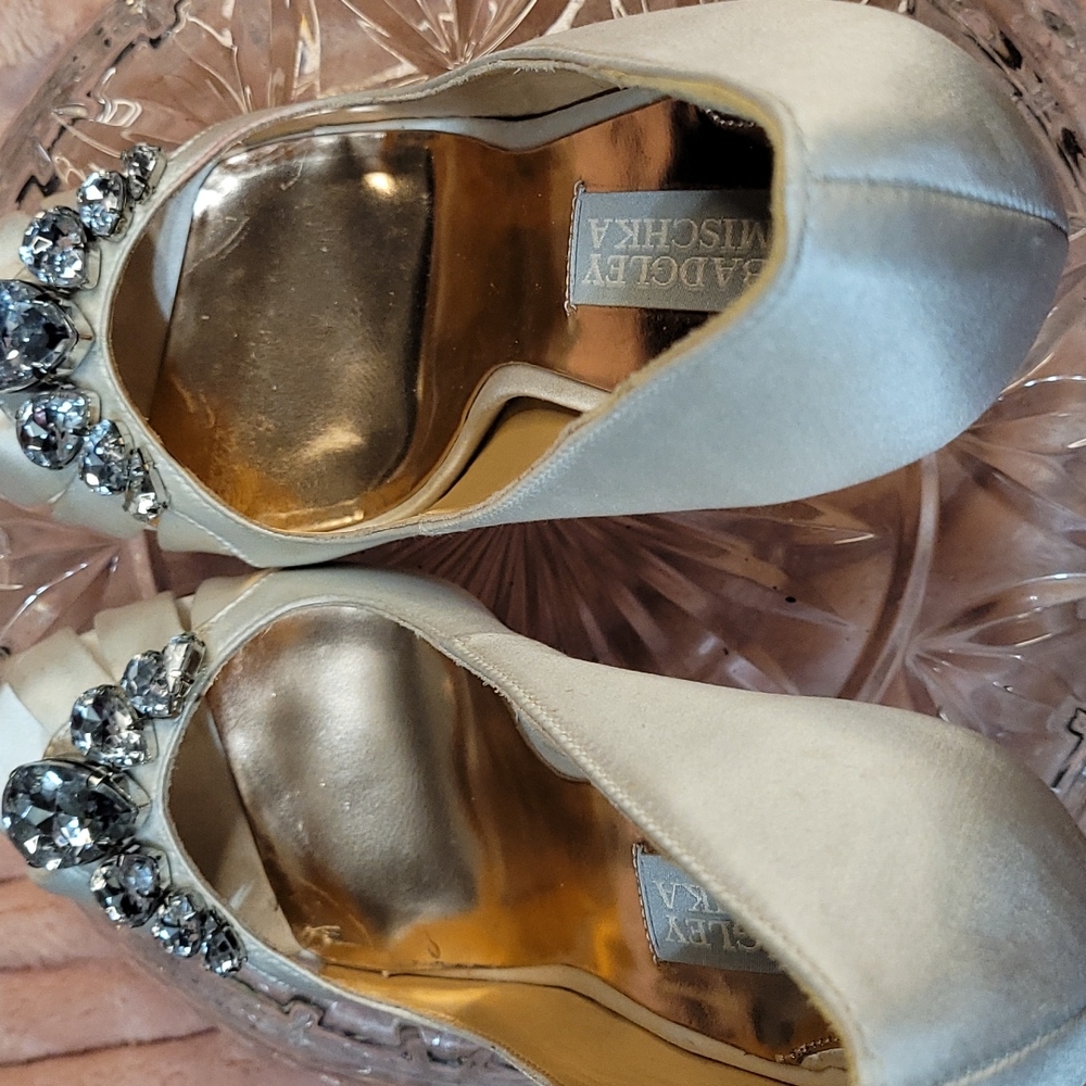 BADGLEY MISCHKA HEELS 👠 - Picture 11 of 11